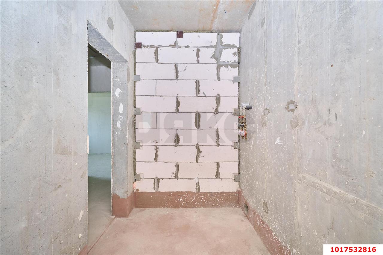 Фото №10: 3-комнатная квартира <span class="whitespace-nowrap">79 м²</span>, <span class="whitespace-nowrap">3/24 эт.</span> - Краснодар, Центральный внутригородской округ, Табачная Фабрика, мкр. ЖК Все Свои Вип, ул. Колхозная, 5/2