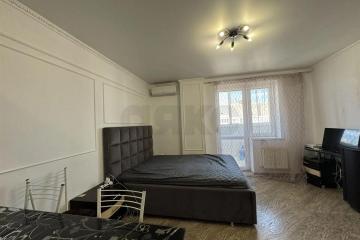 Фото №1: 1-комнатная квартира <span class="whitespace-nowrap">39 м²</span>, <span class="whitespace-nowrap">17/20 эт.</span> - Краснодар, мкр. имени Петра Метальникова, ул. Петра Метальникова, 5к1