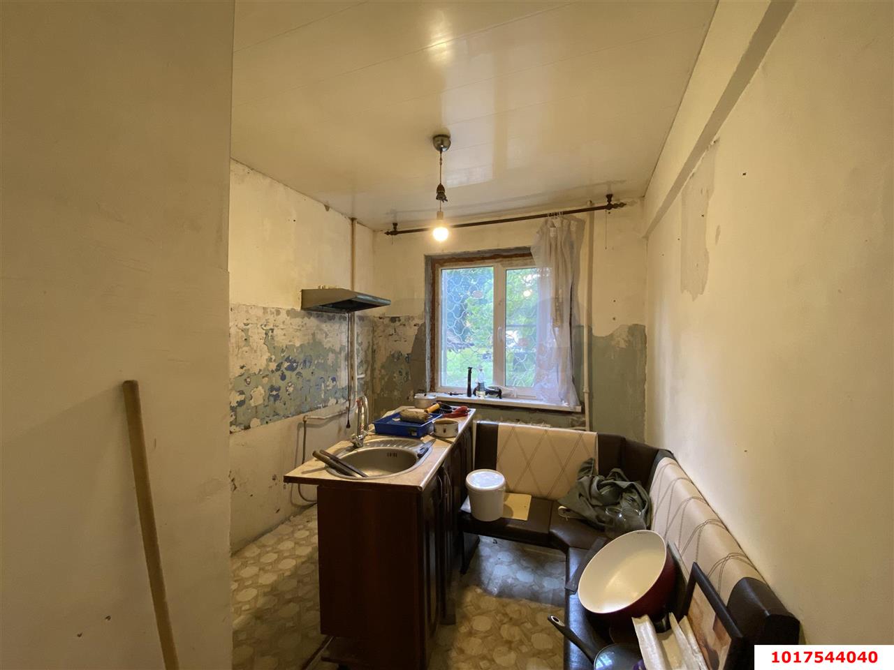 Фото №3: 1-комнатная квартира <span class="whitespace-nowrap">30 м²</span>, <span class="whitespace-nowrap">1/5 эт.</span> - Краснодар, Карасунский внутригородской округ, мкр. Черёмушки, ул. 2-я Пятилетка, 4/1