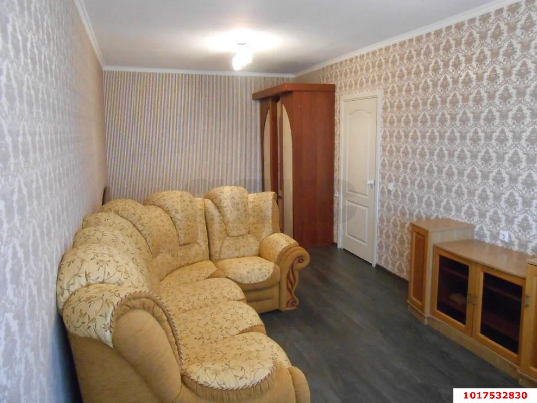 Фото №3: 1-комнатная квартира <span class="whitespace-nowrap">39 м²</span>, <span class="whitespace-nowrap">7/16 эт.</span> - Краснодар, Прикубанский внутригородской округ, мкр. Восточно-Кругликовский, ул. имени 40-летия Победы, 101