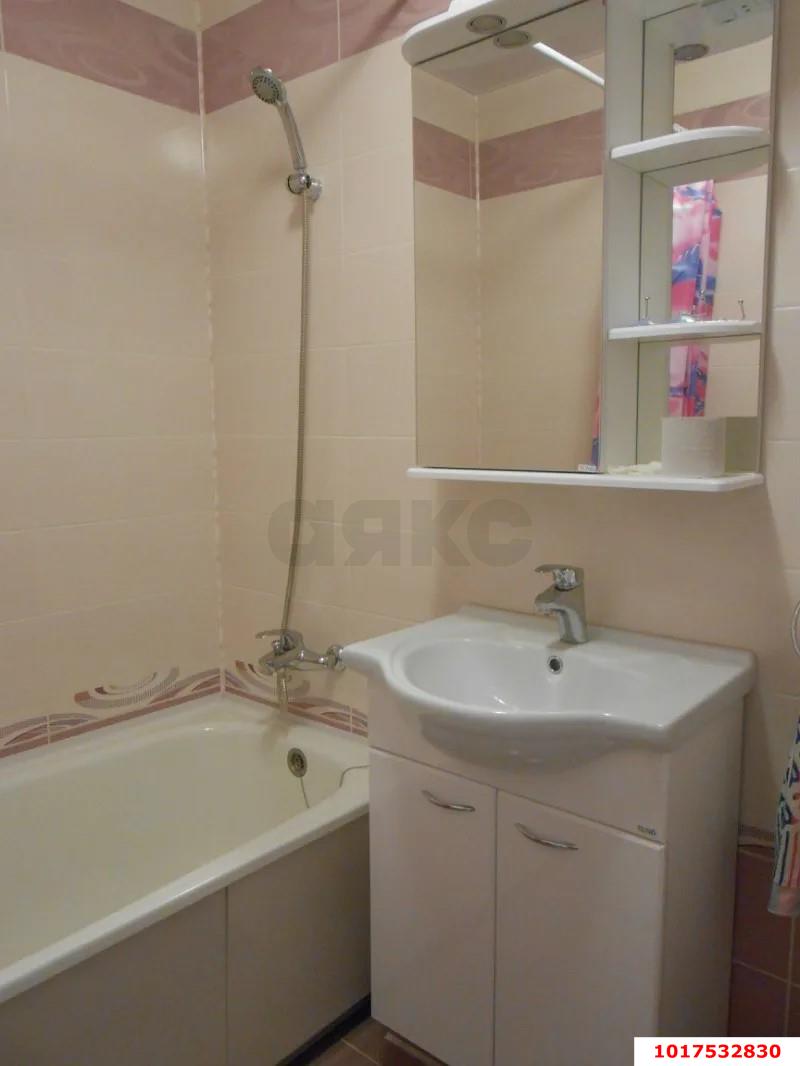 Фото №10: 1-комнатная квартира <span class="whitespace-nowrap">39 м²</span>, <span class="whitespace-nowrap">7/16 эт.</span> - Краснодар, Прикубанский внутригородской округ, мкр. Восточно-Кругликовский, ул. имени 40-летия Победы, 101