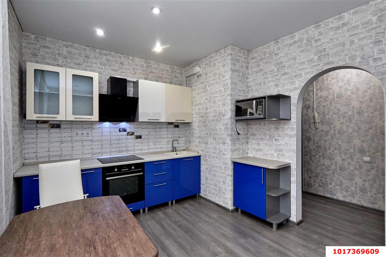 Фото №5: 1-комнатная квартира <span class="whitespace-nowrap">43 м²</span>, <span class="whitespace-nowrap">13/17 эт.</span> - Краснодар, Прикубанский внутригородской округ, Молодёжный, мкр. жилой комплекс Дуэт, ул. Душистая, 77к1