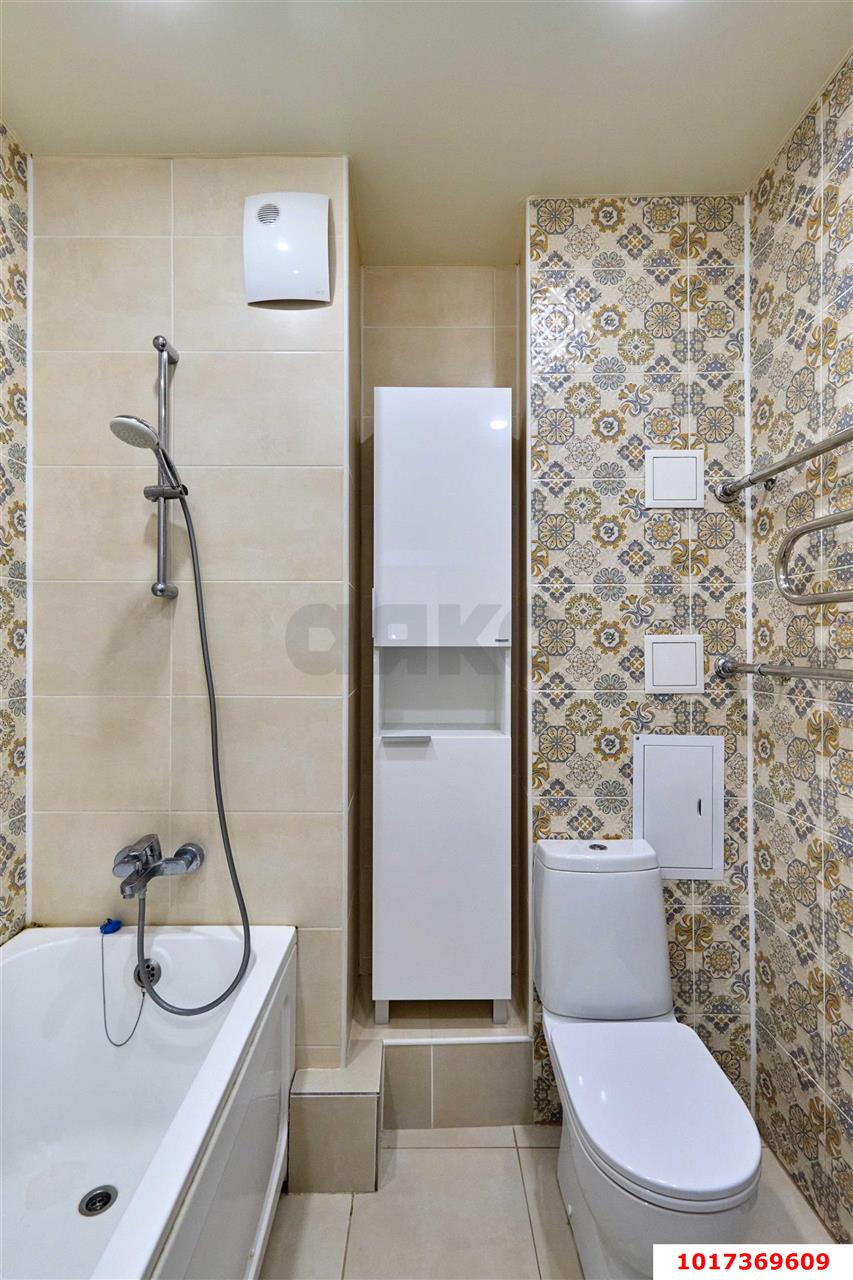 Фото №10: 1-комнатная квартира <span class="whitespace-nowrap">43 м²</span>, <span class="whitespace-nowrap">13/17 эт.</span> - Краснодар, Прикубанский внутригородской округ, Молодёжный, мкр. жилой комплекс Дуэт, ул. Душистая, 77к1