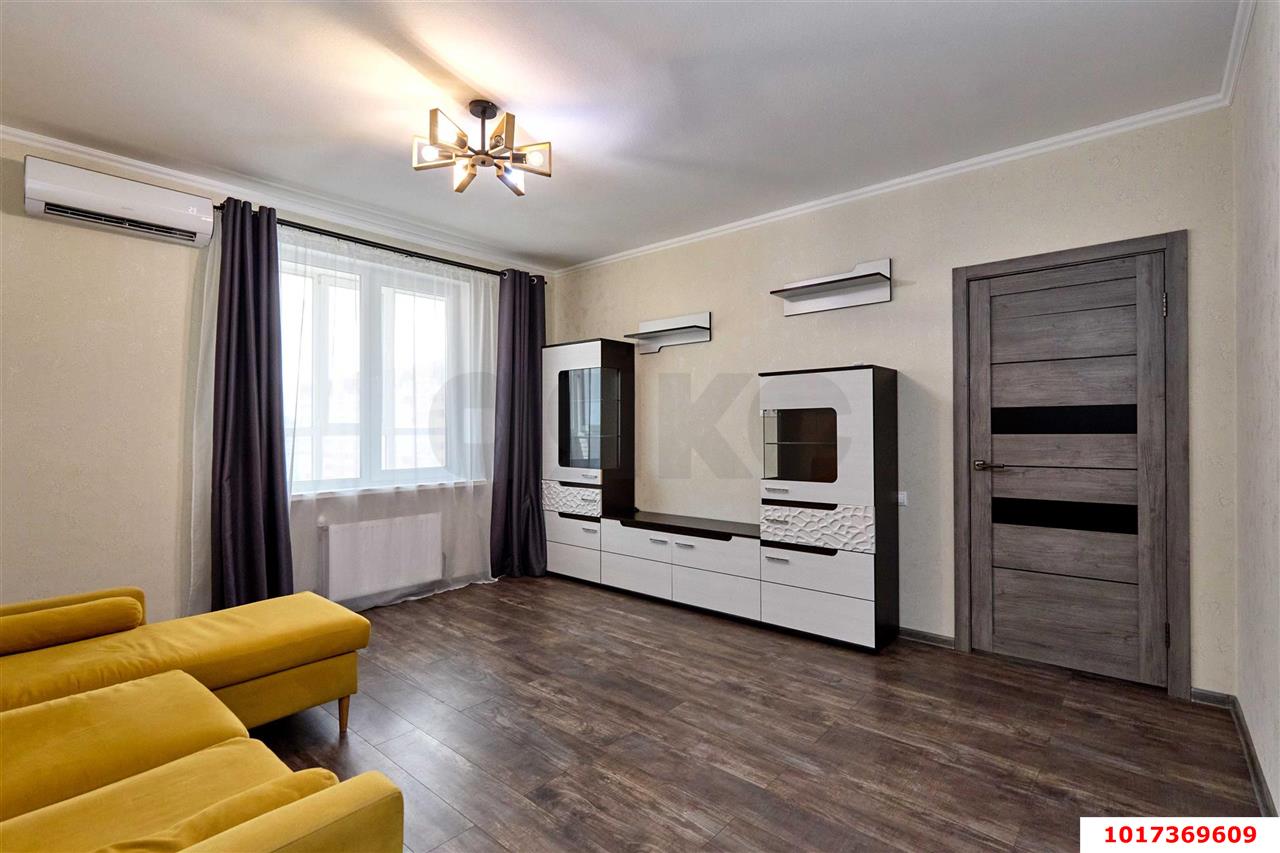 Фото №2: 1-комнатная квартира <span class="whitespace-nowrap">43 м²</span>, <span class="whitespace-nowrap">13/17 эт.</span> - Краснодар, Прикубанский внутригородской округ, Молодёжный, мкр. жилой комплекс Дуэт, ул. Душистая, 77к1