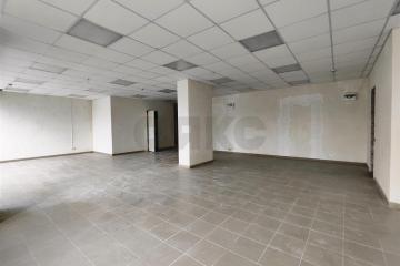 Фото №1: Торговое помещение <span class="whitespace-nowrap">175 м²</span>, <span class="whitespace-nowrap">1/17 эт.</span> - Краснодар, мкр. жилой комплекс Кремлёвские Ворота, ул. Кореновская, 2к1