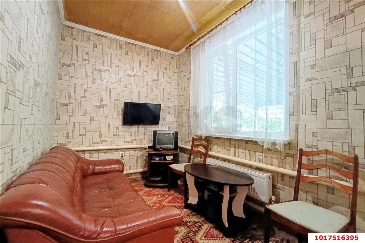 Фото №5: Дом <span class="whitespace-nowrap">64 м²</span> <span class="whitespace-nowrap">+ 4 сот.</span>, <span class="whitespace-nowrap">2 эт.</span> - Ленина, Карасунский внутригородской округ, мкр. ТСН Пашковское, ул. Вишнёвая, 105