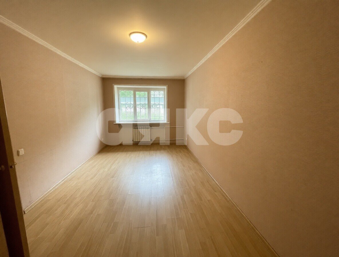 Фото №5: 1-комнатная квартира <span class="whitespace-nowrap">30 м²</span>, <span class="whitespace-nowrap">1/4 эт.</span> - Майкоп, мкр. Дружба, ул. Краснооктябрьская, 57