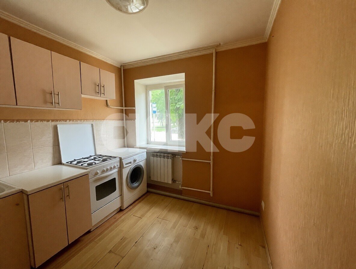 Фото №6: 1-комнатная квартира <span class="whitespace-nowrap">30 м²</span>, <span class="whitespace-nowrap">1/4 эт.</span> - Майкоп, мкр. Дружба, ул. Краснооктябрьская, 57