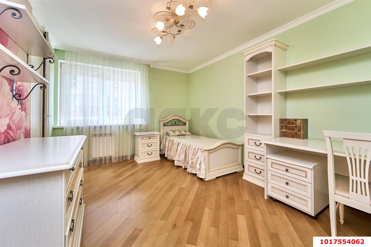 Фото №18: 3-комнатная квартира <span class="whitespace-nowrap">138 м²</span>, <span class="whitespace-nowrap">8/16 эт.</span> - Краснодар, Карасунский внутригородской округ, ж/м Пашковский, ул. Пушкина, 4