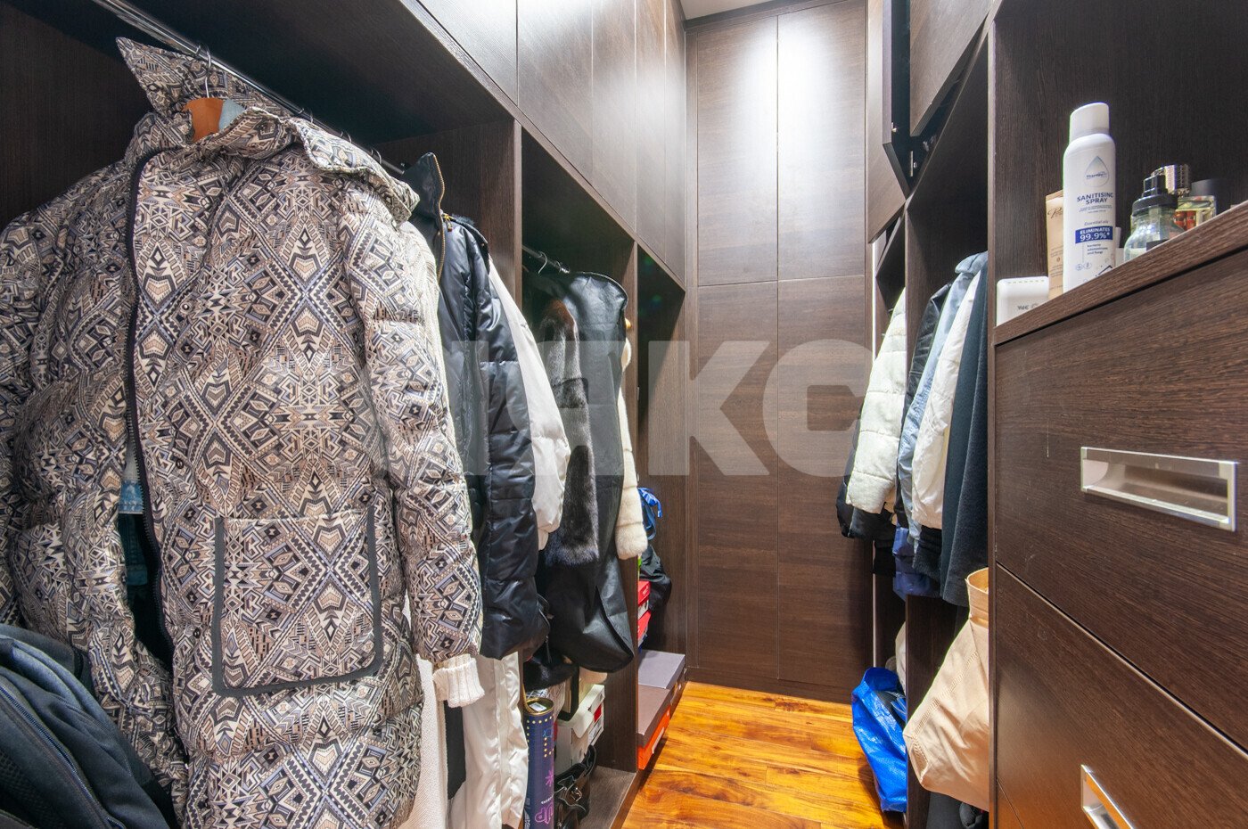Фото №29: 3-комнатная квартира <span class="whitespace-nowrap">218 м²</span>, <span class="whitespace-nowrap">38/48 эт.</span> - Москва, пр-кт Маршала Жукова, 78