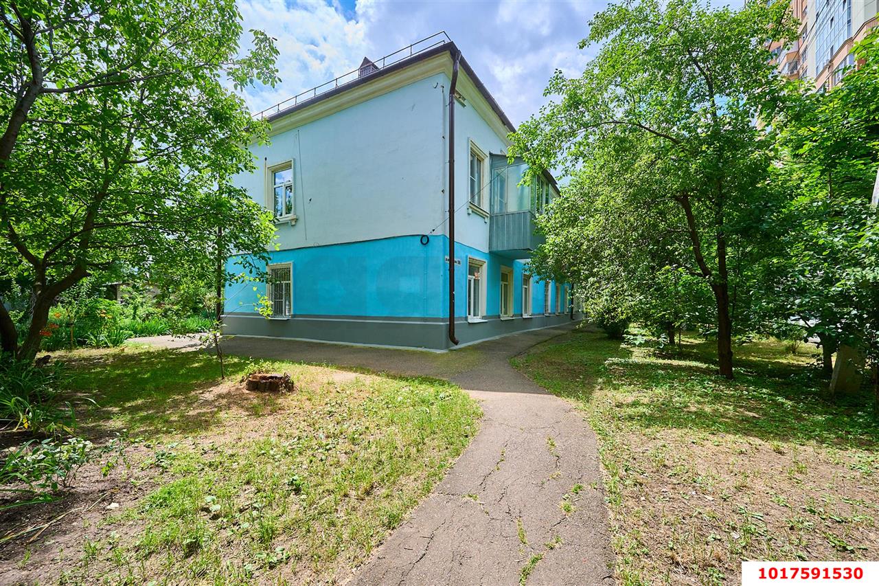 Фото №8: 1-комнатная квартира <span class="whitespace-nowrap">35 м²</span>, <span class="whitespace-nowrap">1/2 эт.</span> - Краснодар, Центральный внутригородской округ, мкр. Центральный, ул. Ломоносова, 104