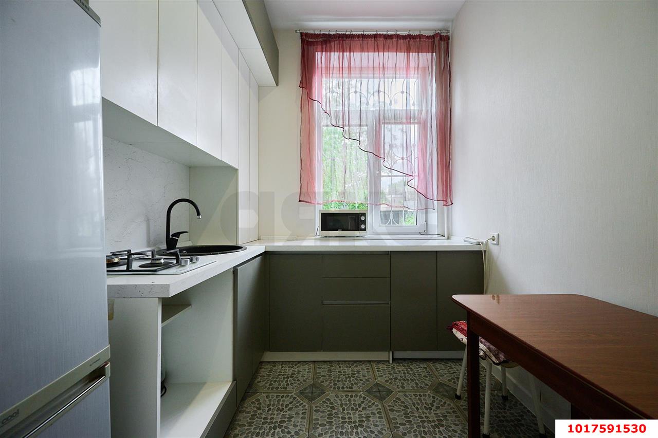 Фото №4: 1-комнатная квартира <span class="whitespace-nowrap">35 м²</span>, <span class="whitespace-nowrap">1/2 эт.</span> - Краснодар, Центральный внутригородской округ, мкр. Центральный, ул. Ломоносова, 104