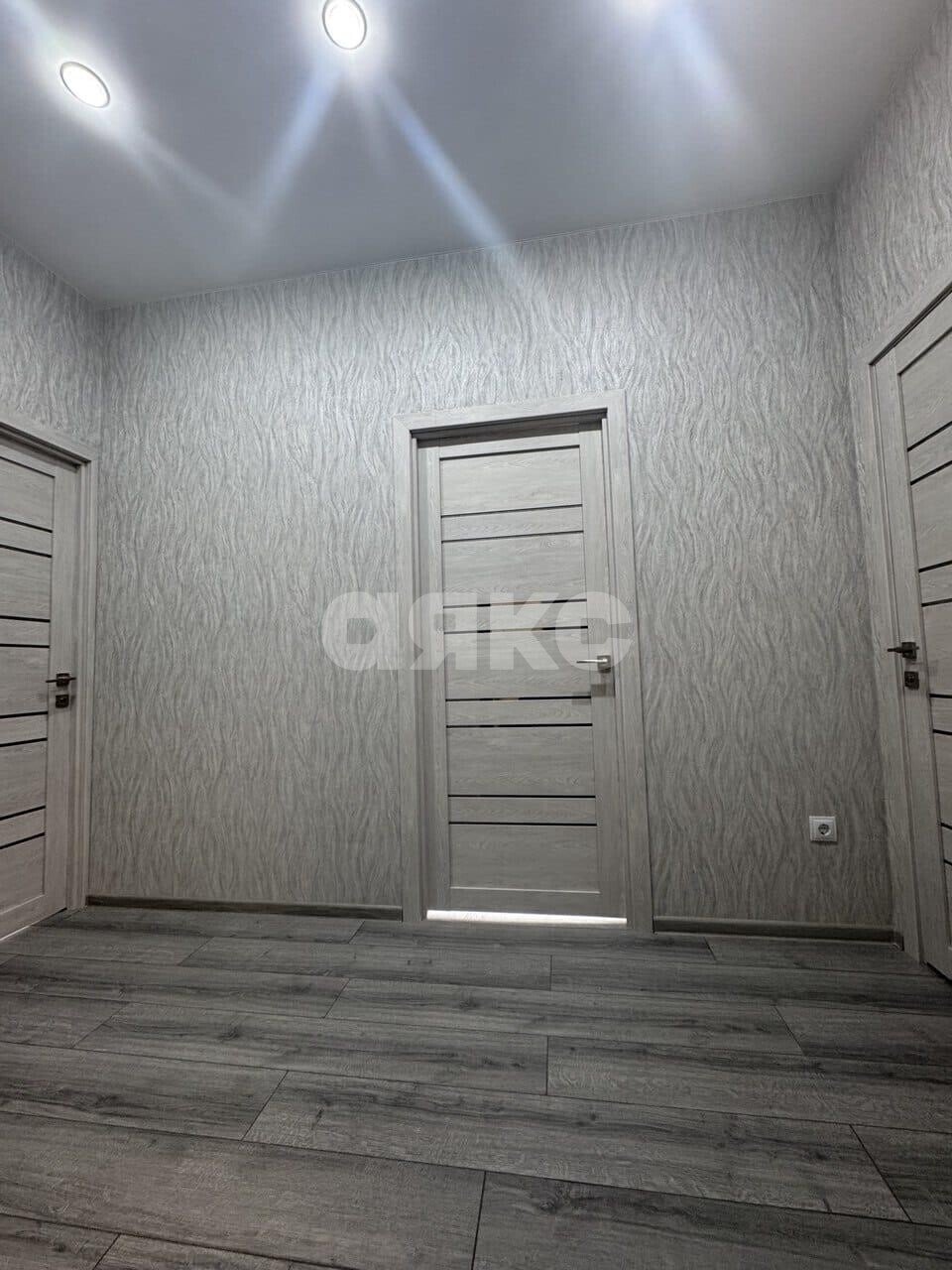 Фото №4: 1-комнатная квартира <span class="whitespace-nowrap">37 м²</span>, <span class="whitespace-nowrap">8/9 эт.</span> - Майкоп, ул. К.А. Васильева, 2к4