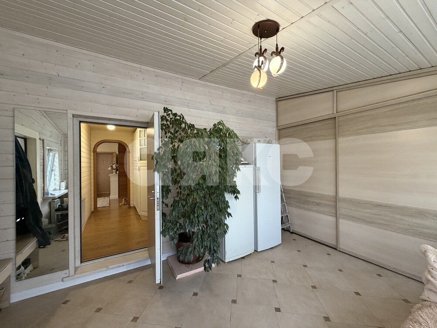 Фото №5: Коттедж <span class="whitespace-nowrap">112 м²</span> <span class="whitespace-nowrap">+ 10 сот.</span>, <span class="whitespace-nowrap">2 эт.</span> - Малышево, мкр. СНТ Кузнецово, ул. Ясная, 38