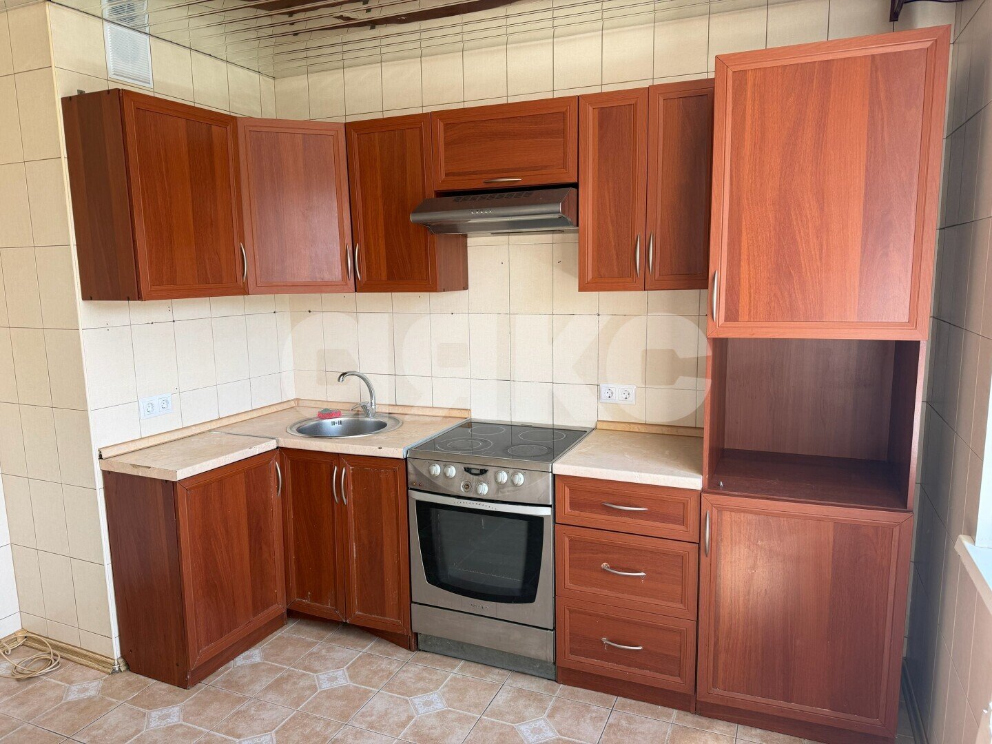 Фото №3: 1-комнатная квартира <span class="whitespace-nowrap">42 м²</span>, <span class="whitespace-nowrap">7/14 эт.</span> - Раменское, мкр. МЖК, ул. Дергаевская, 26