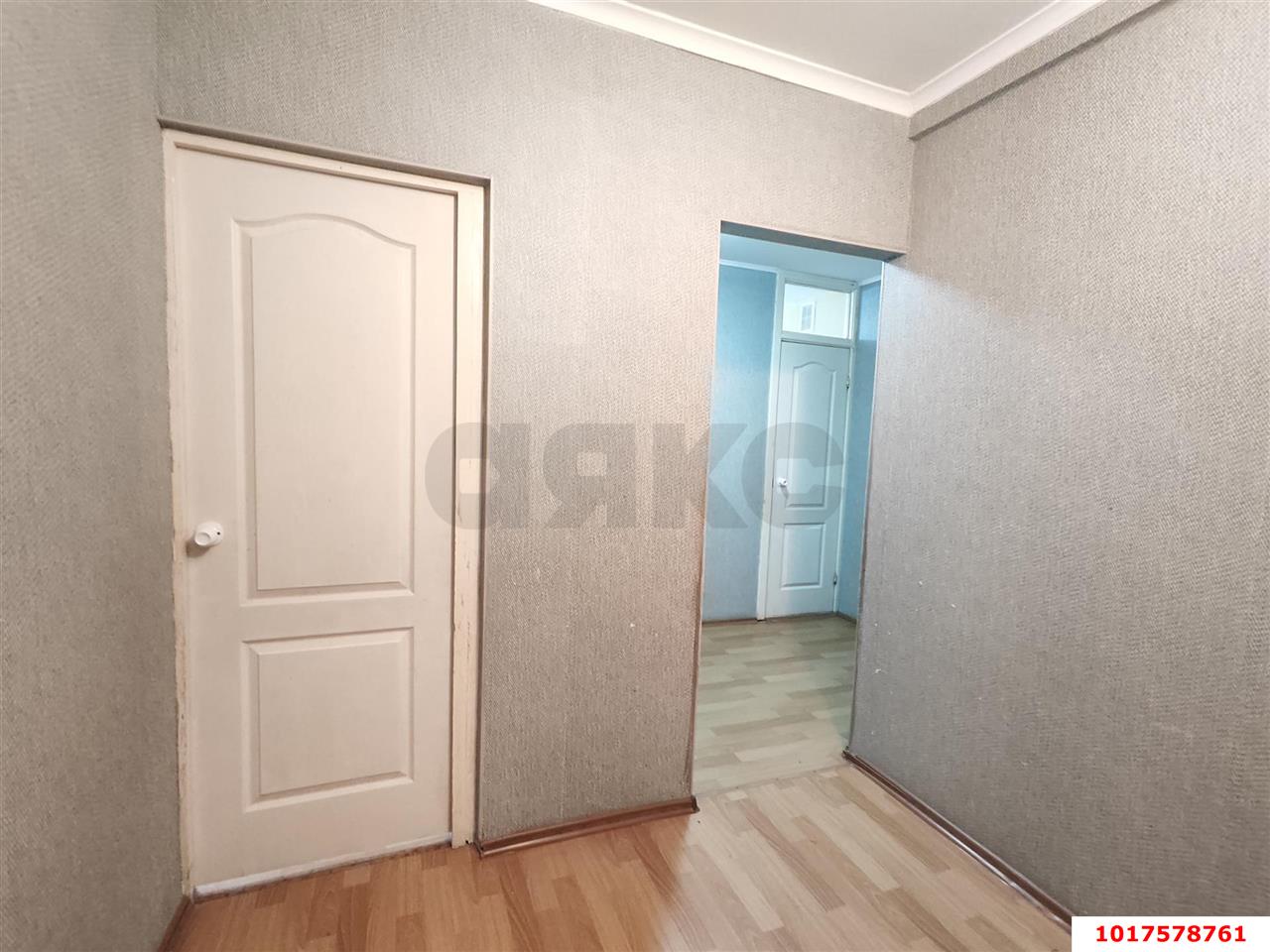 Фото №11: 1-комнатная квартира <span class="whitespace-nowrap">55 м²</span>, <span class="whitespace-nowrap">2/5 эт.</span> - Краснодар, Прикубанский внутригородской округ, мкр. Молодёжный, ул. 3-я Целиноградская, 4