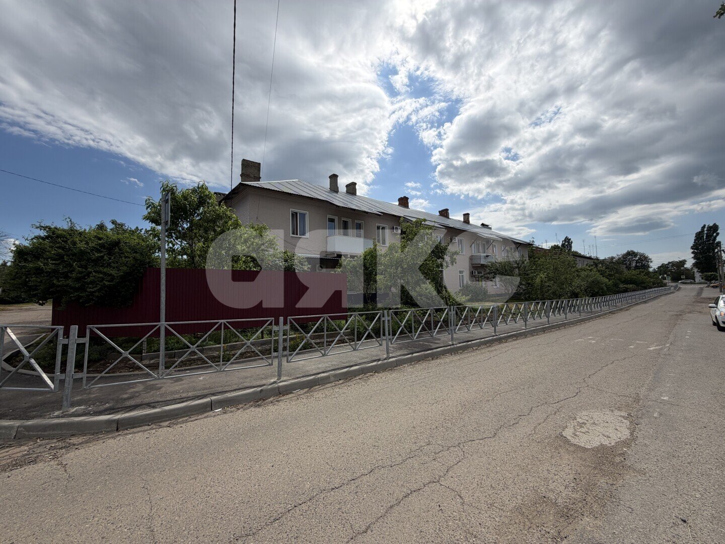 Фото №3: 3-комнатная квартира <span class="whitespace-nowrap">68 м²</span>, <span class="whitespace-nowrap">2/2 эт.</span> - Кореновск, мкр. 2-й квартал, ул. Коммунаров, 80