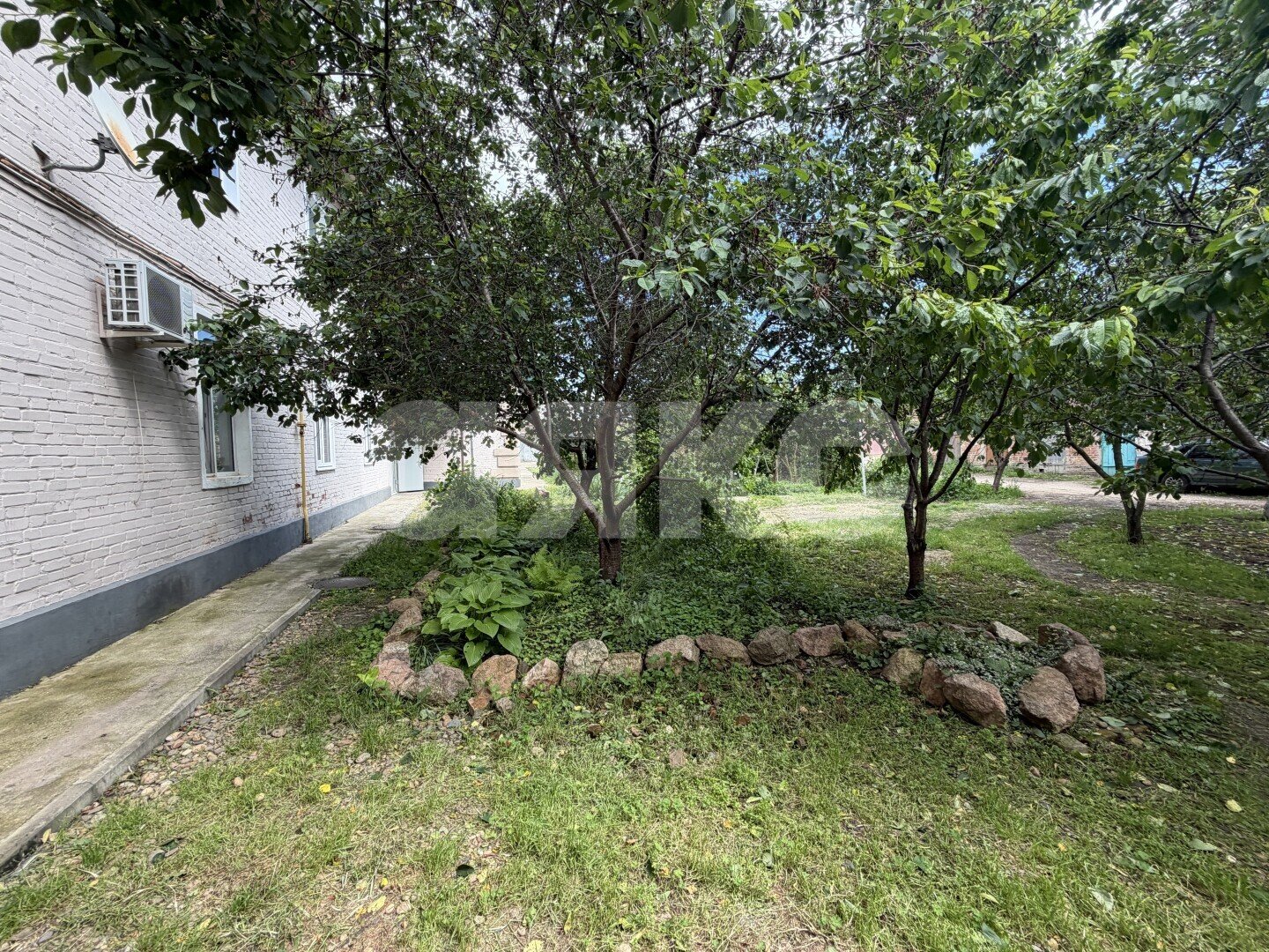 Фото №6: 3-комнатная квартира <span class="whitespace-nowrap">68 м²</span>, <span class="whitespace-nowrap">2/2 эт.</span> - Кореновск, мкр. 2-й квартал, ул. Коммунаров, 80