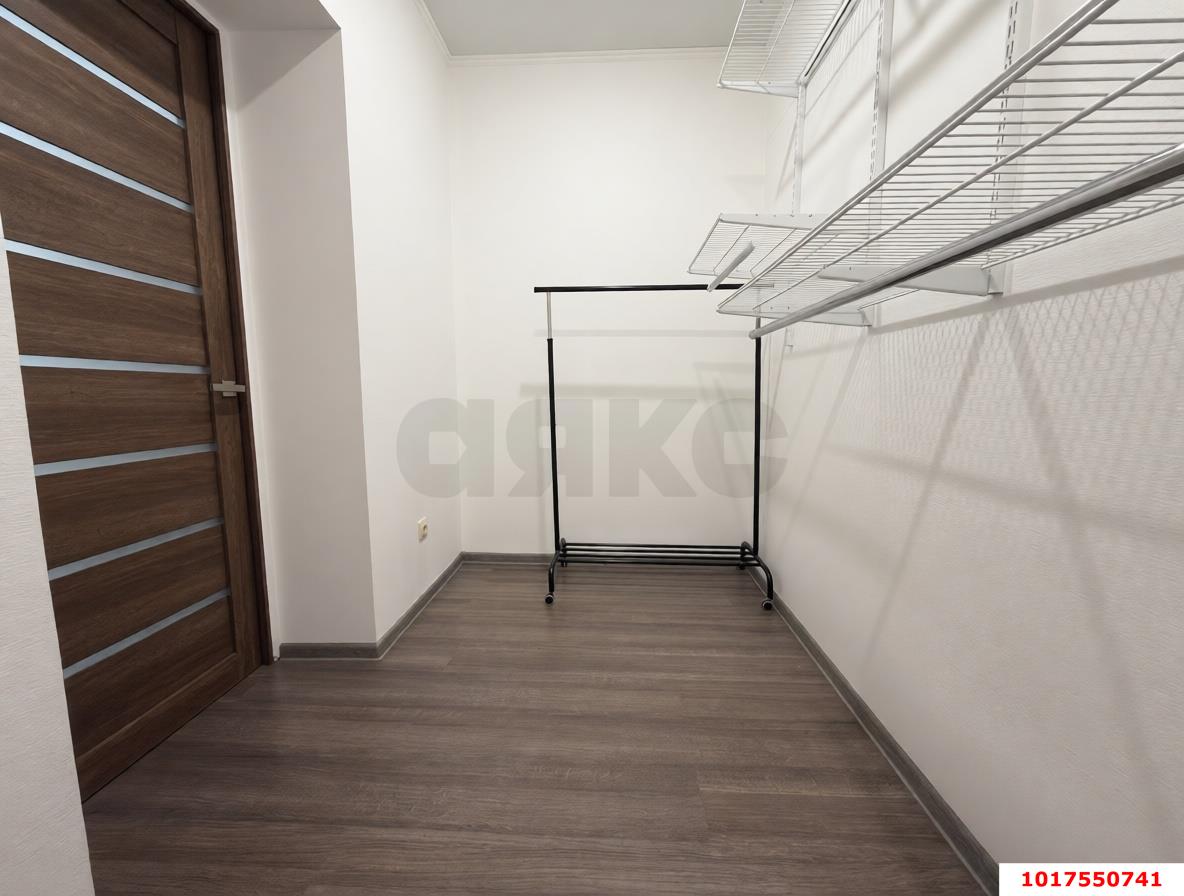 Фото №7: 1-комнатная квартира <span class="whitespace-nowrap">42 м²</span>, <span class="whitespace-nowrap">3/6 эт.</span> - Краснодар, Прикубанский внутригородской округ, ЖК На Красных Партизан, мкр. Славянский, ул. Заполярная, 35к4