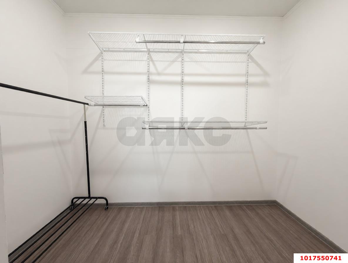 Фото №6: 1-комнатная квартира <span class="whitespace-nowrap">42 м²</span>, <span class="whitespace-nowrap">3/6 эт.</span> - Краснодар, Прикубанский внутригородской округ, ЖК На Красных Партизан, мкр. Славянский, ул. Заполярная, 35к4