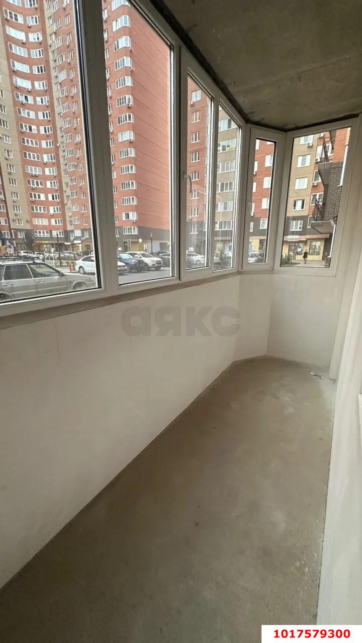 Фото №4: Студия <span class="whitespace-nowrap">30 м²</span>, <span class="whitespace-nowrap">1/20 эт.</span> - Краснодар, Прикубанский внутригородской округ, мкр. ЖК Губернский, ул. им. Героя Яцкова И.В., 19