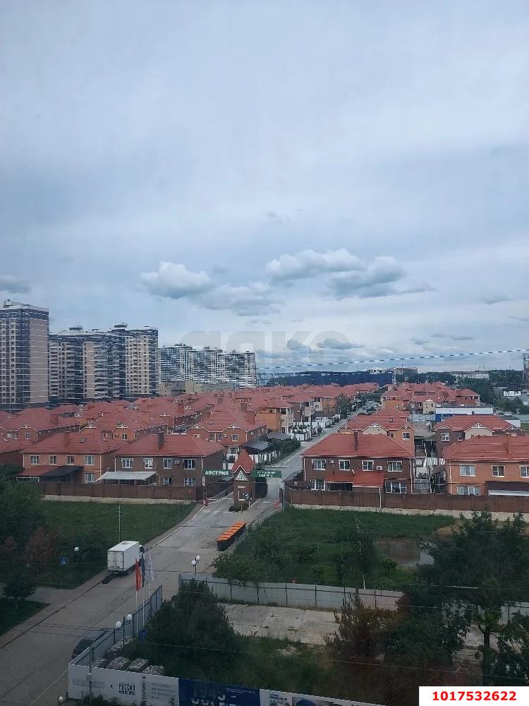Фото №13: 1-комнатная квартира <span class="whitespace-nowrap">31 м²</span>, <span class="whitespace-nowrap">7/10 эт.</span> - Краснодар, Прикубанский внутригородской округ, Россинского, мкр. жилой комплекс Инсити-Парк, ул. Командорская, 1/3