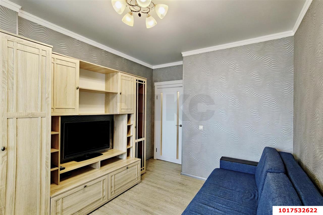 Фото №2: 1-комнатная квартира <span class="whitespace-nowrap">43 м²</span>, <span class="whitespace-nowrap">7/10 эт.</span> - Краснодар, Прикубанский внутригородской округ, Россинского, мкр. жилой комплекс Инсити-Парк, ул. Командорская, 1/3