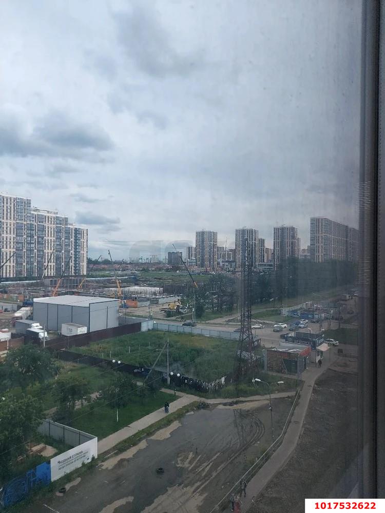 Фото №11: 1-комнатная квартира <span class="whitespace-nowrap">31 м²</span>, <span class="whitespace-nowrap">7/10 эт.</span> - Краснодар, Прикубанский внутригородской округ, Россинского, мкр. жилой комплекс Инсити-Парк, ул. Командорская, 1/3