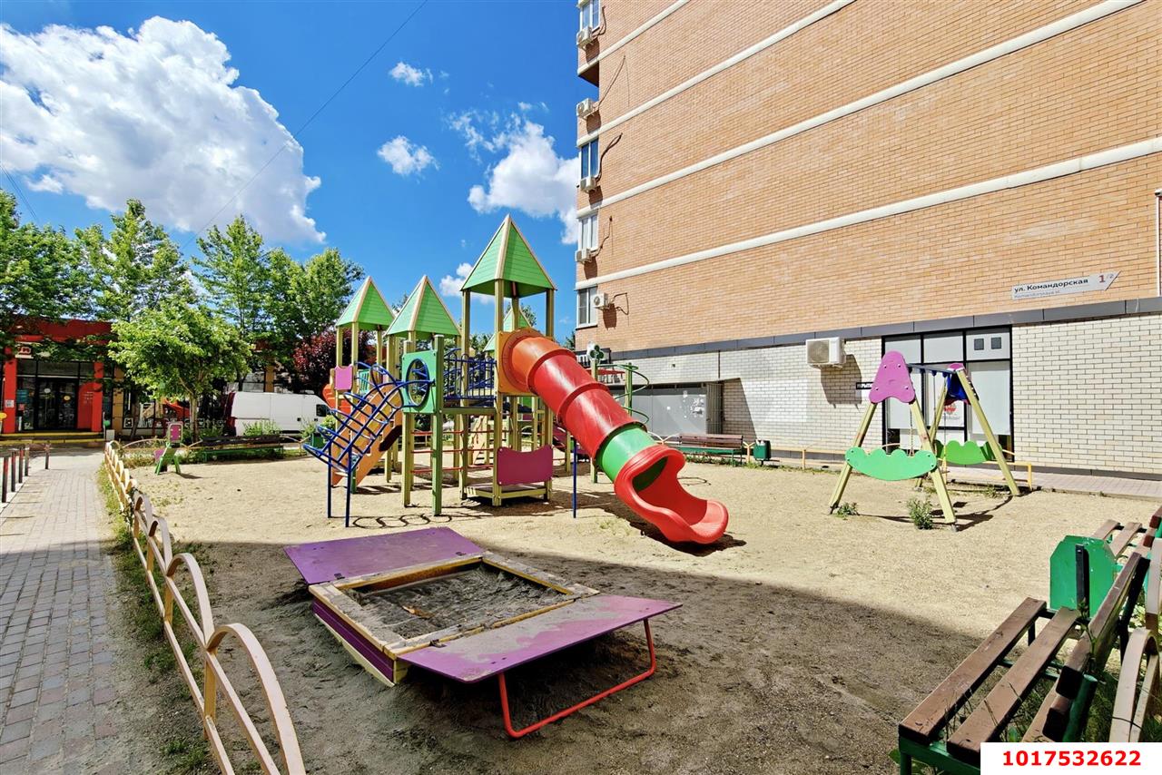 Фото №17: 1-комнатная квартира <span class="whitespace-nowrap">43 м²</span>, <span class="whitespace-nowrap">7/10 эт.</span> - Краснодар, Прикубанский внутригородской округ, Россинского, мкр. жилой комплекс Инсити-Парк, ул. Командорская, 1/3