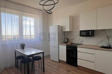 Фото №1: 2-комнатная квартира <span class="whitespace-nowrap">50 м²</span>, <span class="whitespace-nowrap">9/16 эт.</span> - Краснодар, мкр. ЖК Смородина, ул. Владимира Жириновского, 1