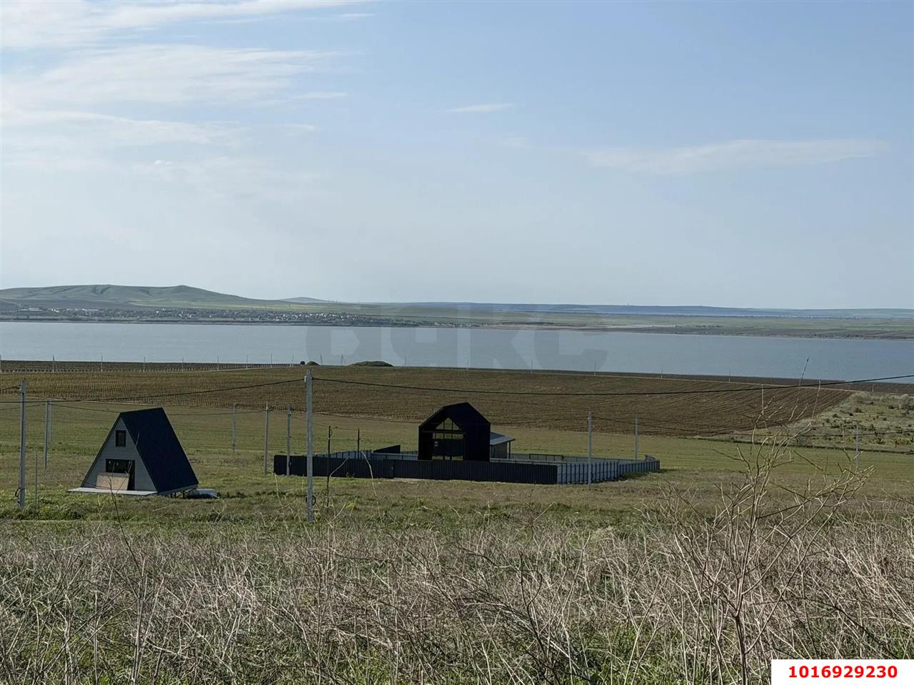 Фото №2: Земельный участок под ИЖС <span class="whitespace-nowrap">5 сот.</span> - КП Шато Дель Маре, ул. Луначарского