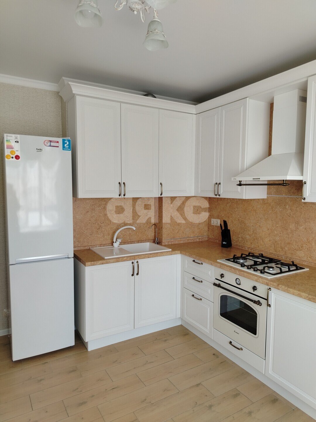 Фото №8: 2-комнатная квартира <span class="whitespace-nowrap">62 м²</span>, <span class="whitespace-nowrap">6/7 эт.</span> - Геленджик, Северный, мкр. жилой комплекс Чайковский, ул. Маршала Жукова, 3к9