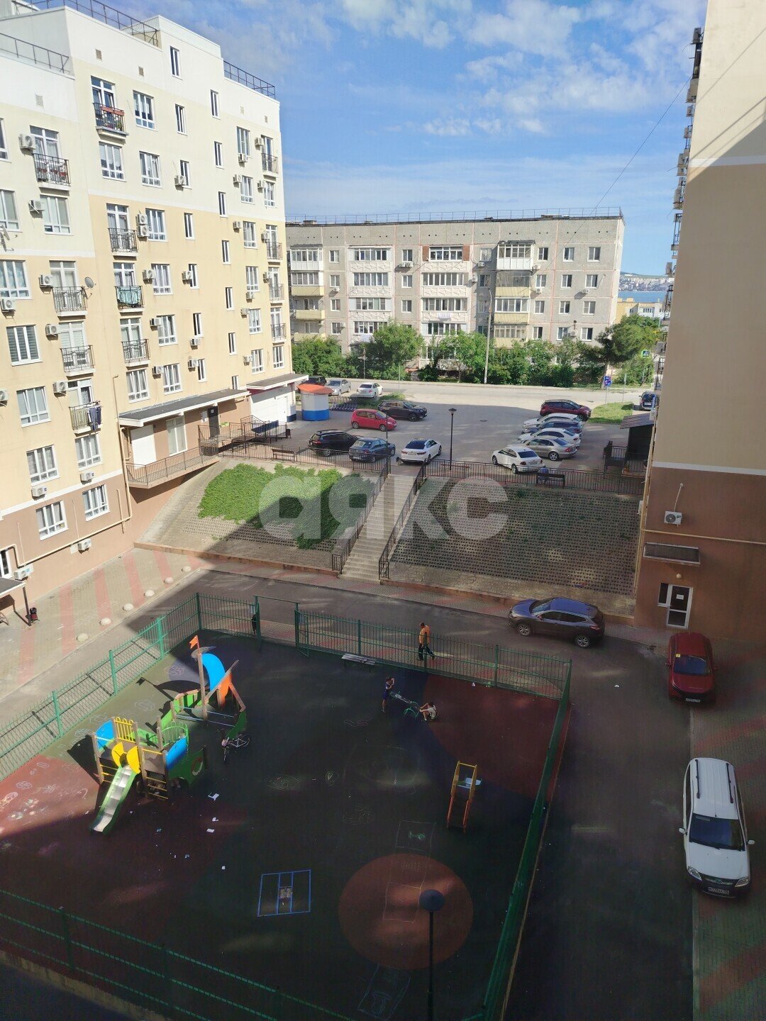 Фото №1: 2-комнатная квартира <span class="whitespace-nowrap">62 м²</span>, <span class="whitespace-nowrap">6/7 эт.</span> - Геленджик, Северный, мкр. жилой комплекс Чайковский, ул. Маршала Жукова, 3к9