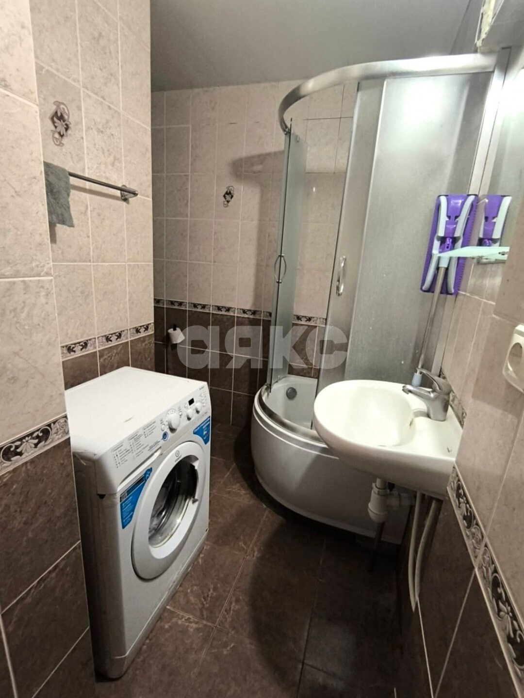 Фото №10: Комната <span class="whitespace-nowrap">21 м²</span>, <span class="whitespace-nowrap">2/5 эт.</span> - Геленджик, ул. Орджоникидзе, 35
