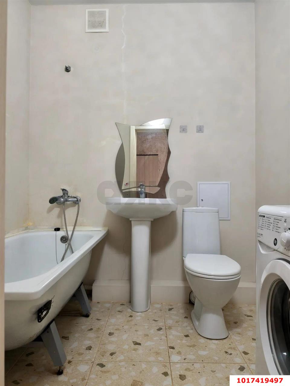 Фото №6: Студия <span class="whitespace-nowrap">30 м²</span>, <span class="whitespace-nowrap">6/8 эт.</span> - Краснодар, мкр. Прикубанский внутригородской округ, ул. Городская, 1