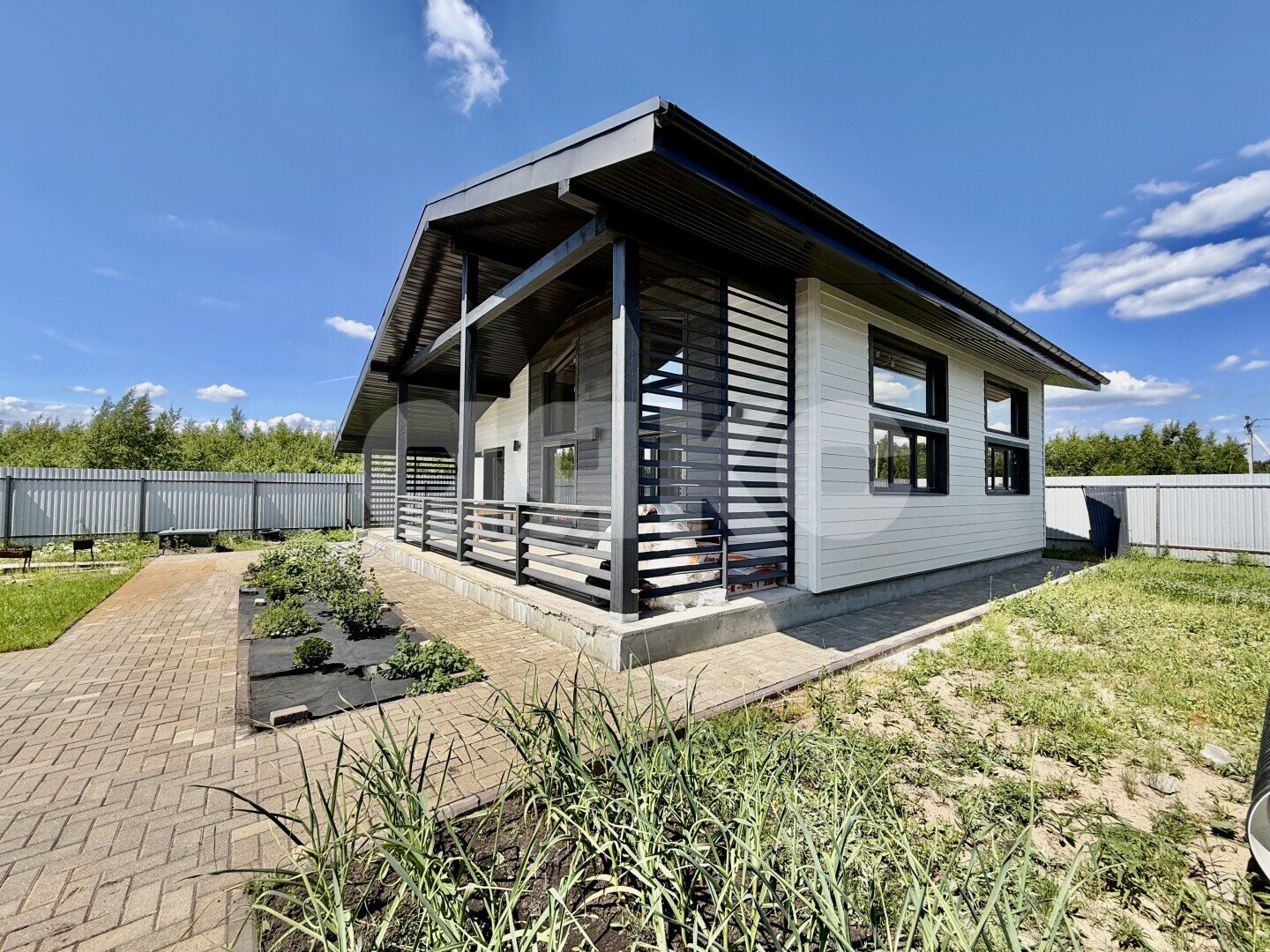 Фото №5: Дом <span class="whitespace-nowrap">135 м²</span> <span class="whitespace-nowrap">+ 6 сот.</span>, <span class="whitespace-nowrap">1 эт.</span> - КП Фенино лесное, ул. Берёзовая