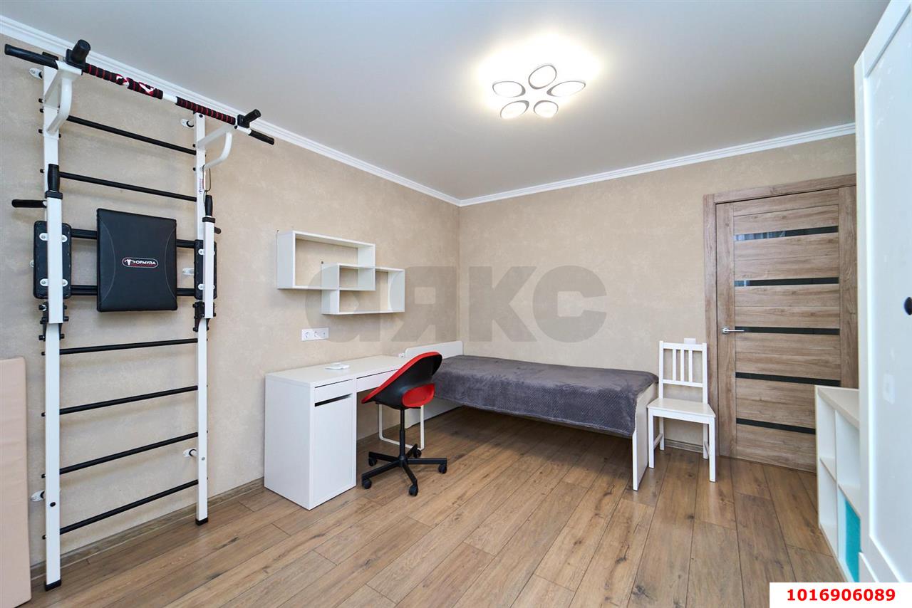 Фото №4: 3-комнатная квартира <span class="whitespace-nowrap">78 м²</span>, <span class="whitespace-nowrap">12/16 эт.</span> - Краснодар, Карасунский внутригородской округ, мкр. Почтовый, ул. имени Валерия Гассия, 22