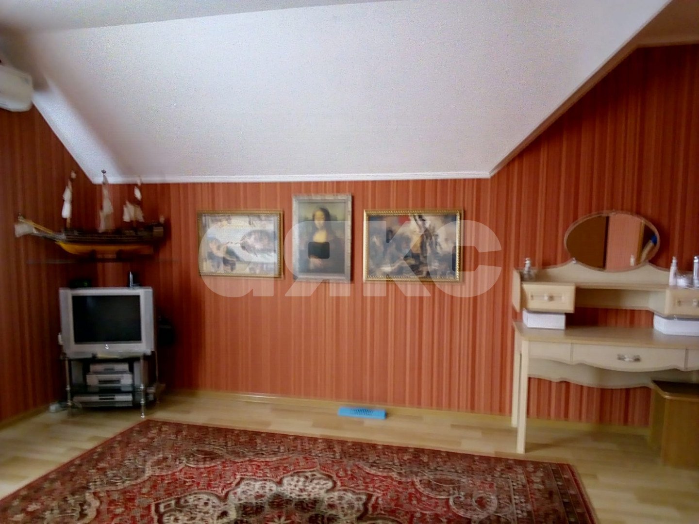 Фото №5: Дом <span class="whitespace-nowrap">125 м²</span> <span class="whitespace-nowrap">+ 4 сот.</span>, <span class="whitespace-nowrap">2 эт.</span> - Супсех, ул. Серебряная