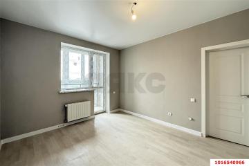 Фото №1: 2-комнатная квартира <span class="whitespace-nowrap">60 м²</span>, <span class="whitespace-nowrap">9/20 эт.</span> - Краснодар, мкр. жилой комплекс Стрижи, ул. Автолюбителей, 1Г
