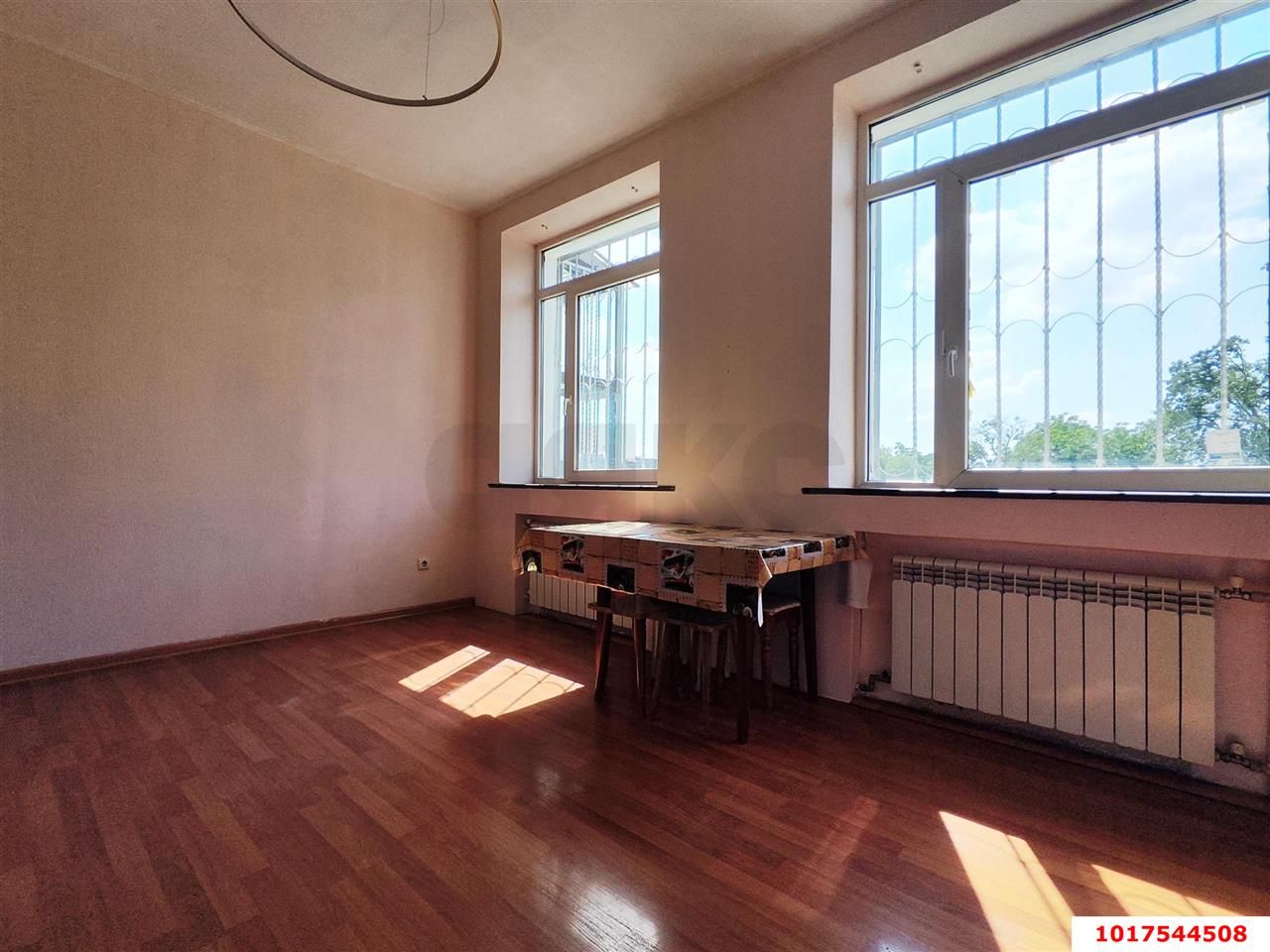 Фото №10: 3-комнатная квартира <span class="whitespace-nowrap">125 м²</span>, <span class="whitespace-nowrap">4/5 эт.</span> - Краснодар, Центральный внутригородской округ, мкр. Завод Измерительных Приборов, ул. Ростовское шоссе, 4