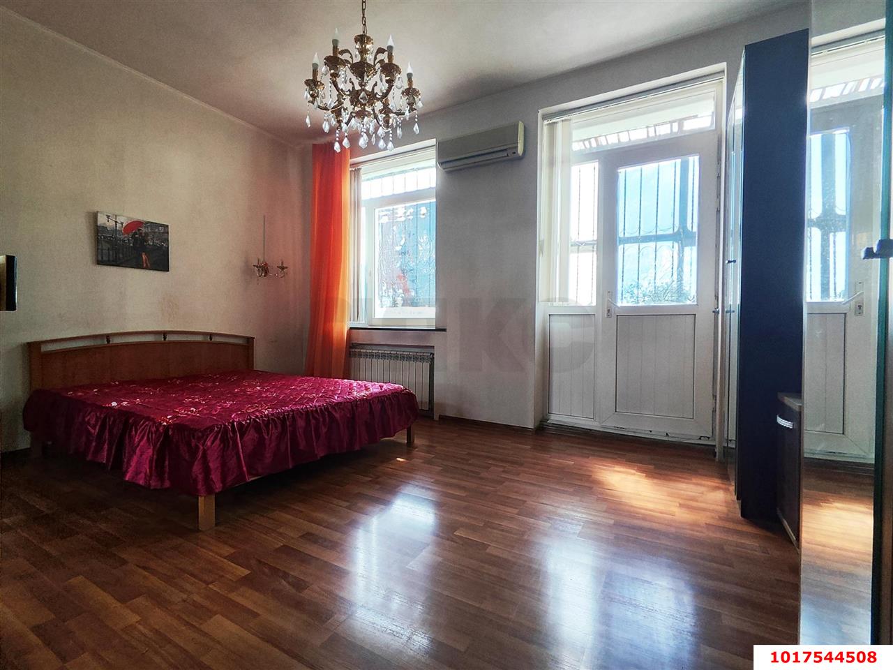 Фото №3: 3-комнатная квартира <span class="whitespace-nowrap">125 м²</span>, <span class="whitespace-nowrap">4/5 эт.</span> - Краснодар, Центральный внутригородской округ, мкр. Завод Измерительных Приборов, ул. Ростовское шоссе, 4