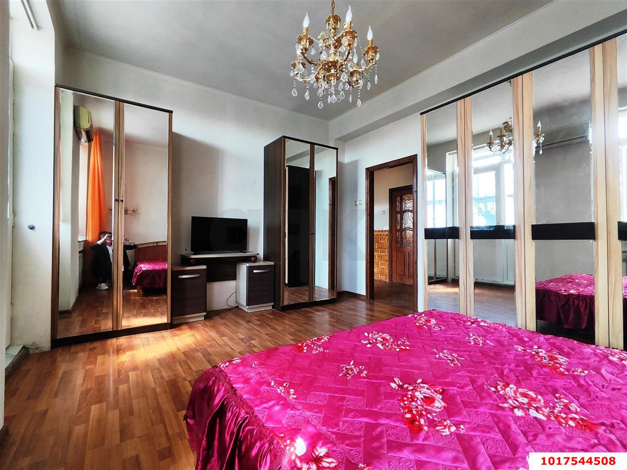 Фото №4: 3-комнатная квартира <span class="whitespace-nowrap">125 м²</span>, <span class="whitespace-nowrap">4/5 эт.</span> - Краснодар, Центральный внутригородской округ, мкр. Завод Измерительных Приборов, ул. Ростовское шоссе, 4