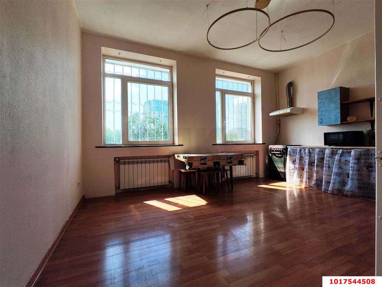 Фото №9: 3-комнатная квартира <span class="whitespace-nowrap">125 м²</span>, <span class="whitespace-nowrap">4/5 эт.</span> - Краснодар, Центральный внутригородской округ, мкр. Завод Измерительных Приборов, ул. Ростовское шоссе, 4