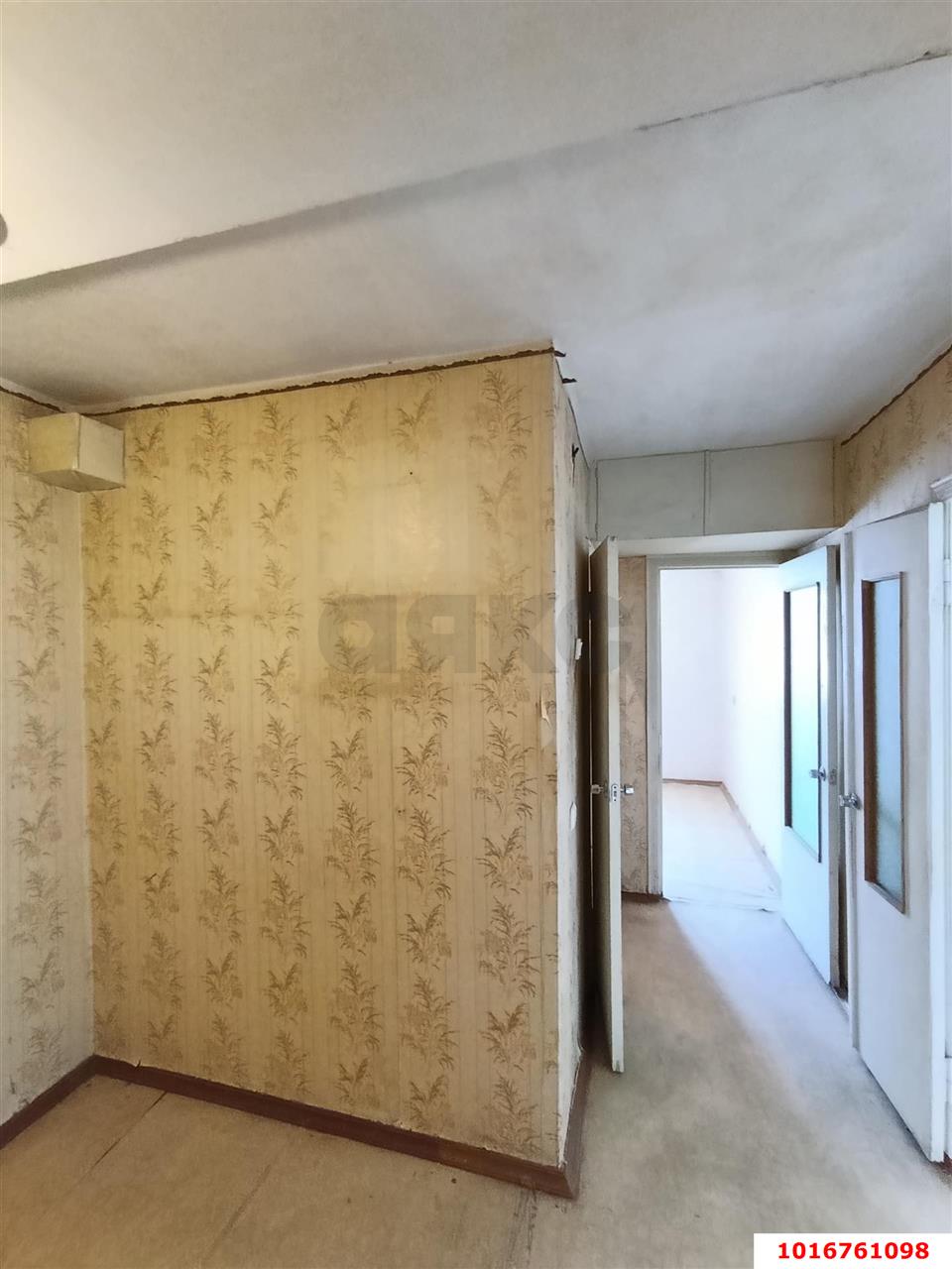 Фото №10: 1-комнатная квартира <span class="whitespace-nowrap">42 м²</span>, <span class="whitespace-nowrap">8/10 эт.</span> - Краснодар, Карасунский внутригородской округ, ж/м Пашковский, ул. Фадеева, 423