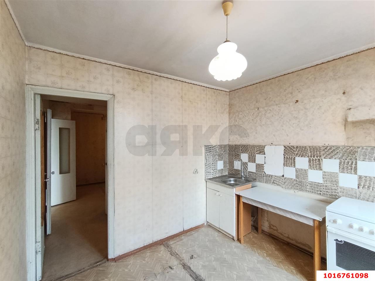 Фото №2: 1-комнатная квартира <span class="whitespace-nowrap">42 м²</span>, <span class="whitespace-nowrap">8/10 эт.</span> - Краснодар, Карасунский внутригородской округ, ж/м Пашковский, ул. Фадеева, 423