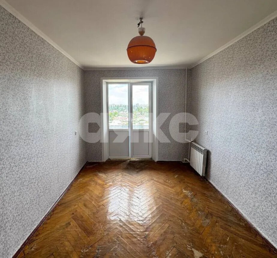 Фото №1: 3-комнатная квартира <span class="whitespace-nowrap">60 м²</span>, <span class="whitespace-nowrap">7/9 эт.</span> - Мариуполь, Жовтневый, мкр. Западный, ул. 50 лет СССР, 32