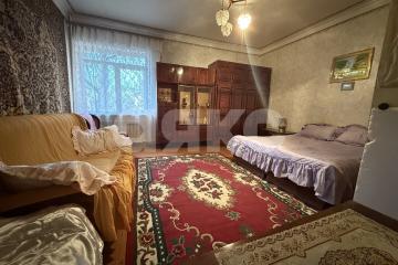 Фото №1: 1-комнатная квартира <span class="whitespace-nowrap">49 м²</span>, <span class="whitespace-nowrap">2/4 эт.</span> - Мариуполь, мкр. 2-й участок, ул. Владимирская, 6