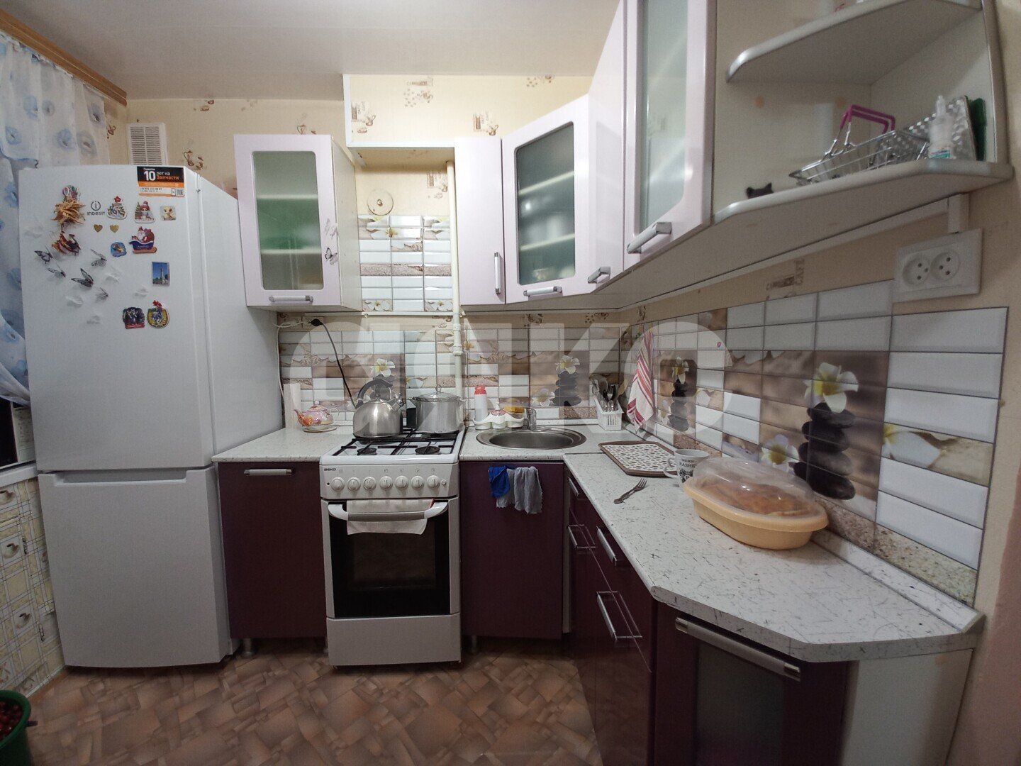 Фото №1: 2-комнатная квартира <span class="whitespace-nowrap">43 м²</span>, <span class="whitespace-nowrap">1/4 эт.</span> - Волгоград, Краснооктябрьский, п. территория  Мирный, 46