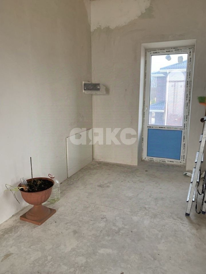 Фото №27: Дом <span class="whitespace-nowrap">114 м²</span> <span class="whitespace-nowrap">+ 4 сот.</span>, <span class="whitespace-nowrap">2 эт.</span> - Камышеваха, п. коттеджный  Париж, ул. Елисейские Поля, 52