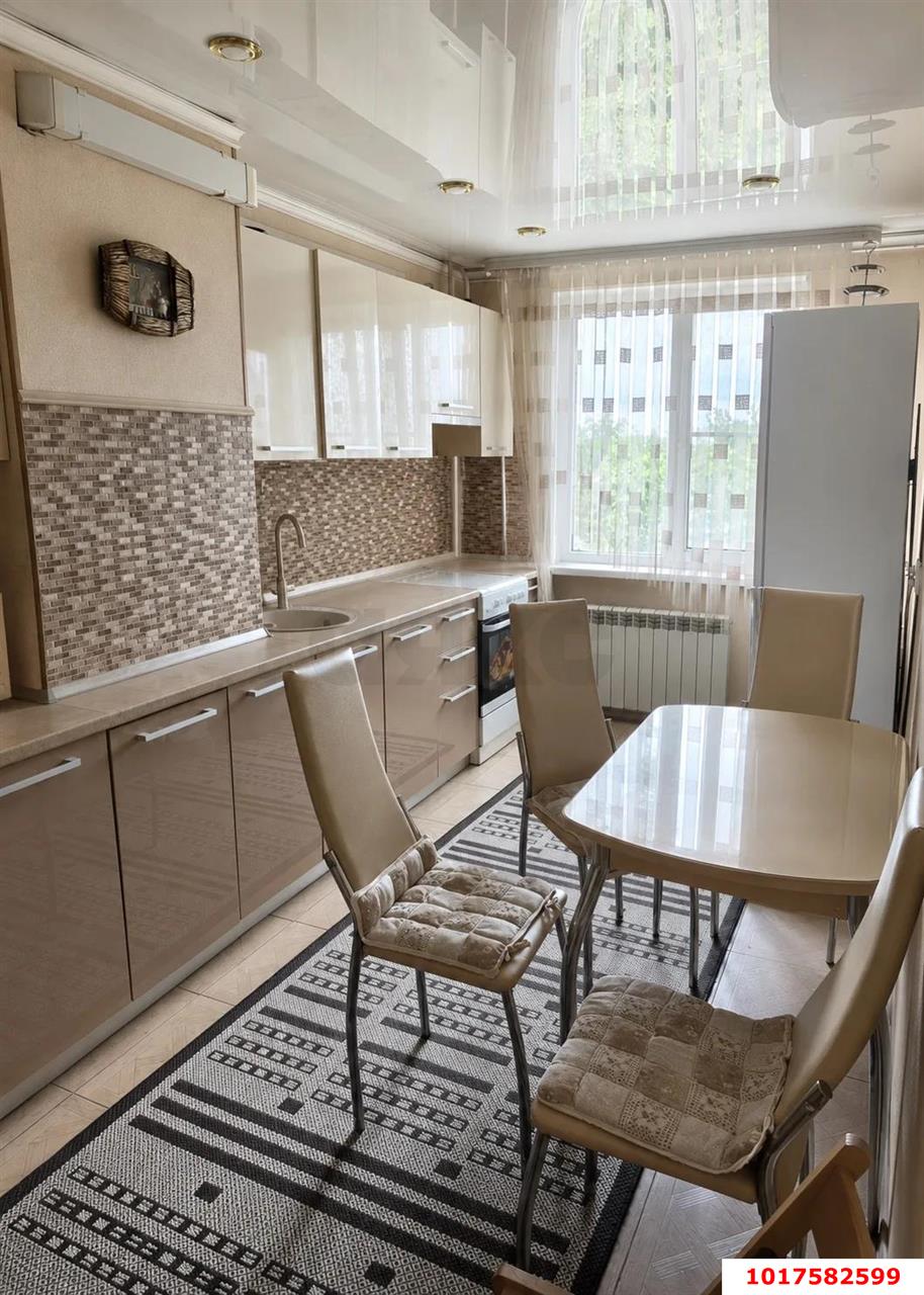 Фото №1: 4-комнатная квартира <span class="whitespace-nowrap">80 м²</span>, <span class="whitespace-nowrap">5/10 эт.</span> - Краснодар, Прикубанский внутригородской округ, мкр. Авиагородок, ул. имени Дзержинского, 155/1